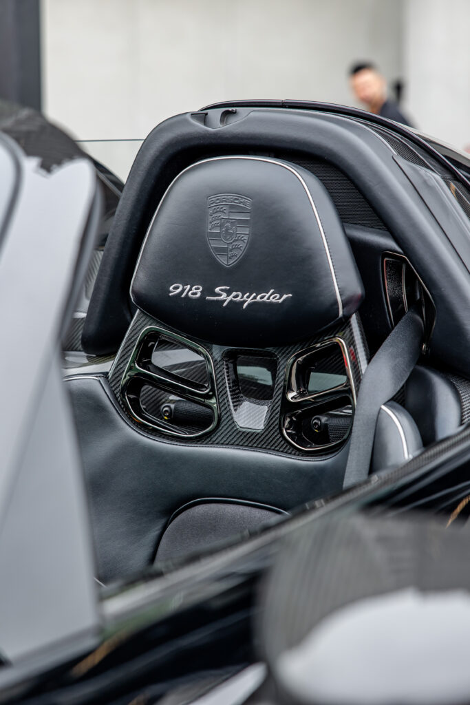 Porsche 918 Spyder, The Porsche 918 Spyder: A Hypercar That Redefined Performance